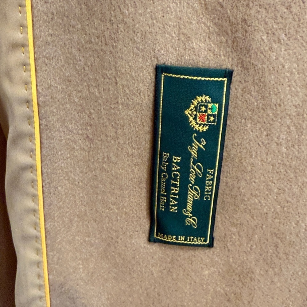 LAFAYETTE 148 NEW YORK NWT Size S
Double-Breasted Camel Hair Coat - $2998.00 - Picture 7 of 9